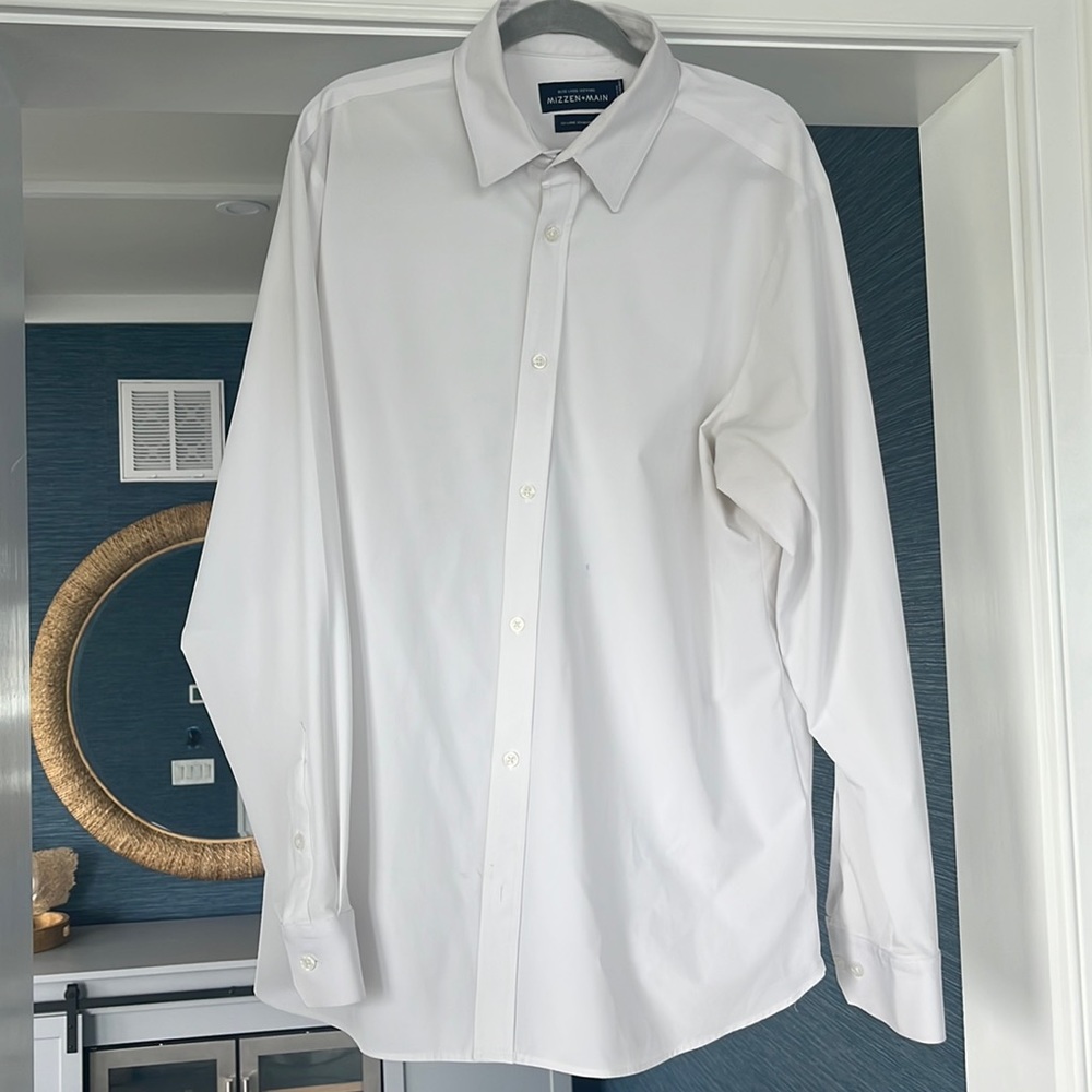 Mizzen and Main XXL Trim Fit. Great condition, smoke free household